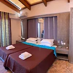 Aria 3* Megali Ammos (Skiathos)
