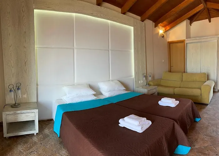 Aria 3* Megali Ammos (Skiathos)