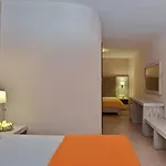 Aria فندق شاطئ ميغالي أموس