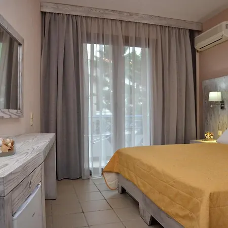 Aria 3* 梅加利阿莫斯